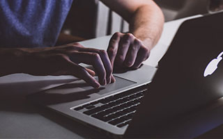 配资合作:配资平台免费体验8888-私募基金经理外泄账户密码 买啥卖啥告诉朋友 被证监局罚款20万！